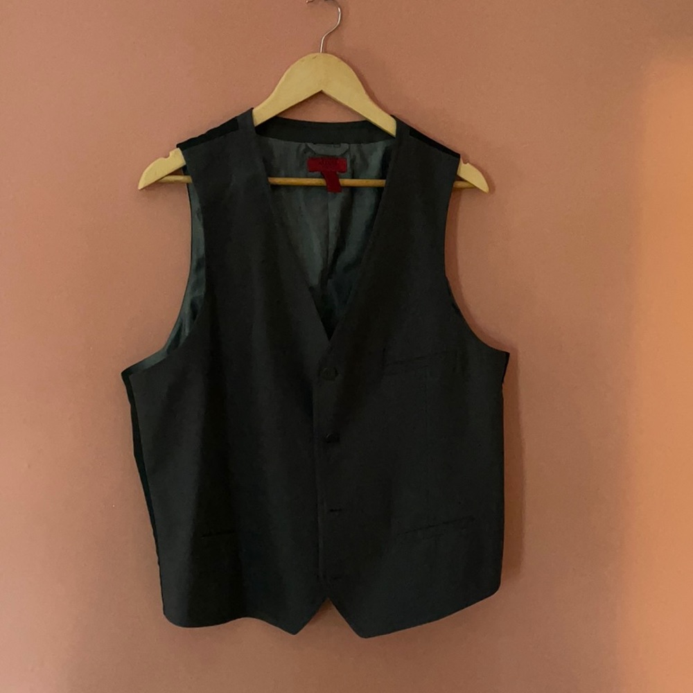 Alfani Men’s vest large slim fit